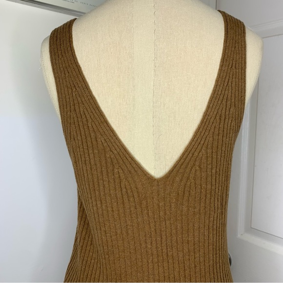 NWT GAP Cocoa Powder Brown CashSoft Rib Tank Top Sleeveless Sweater Top size XS - Picture 7 of 7